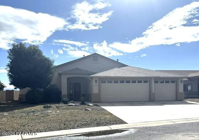 Photo 1 of Single family home for sale at 5721 N Bronco Ln, Prescott Valley, AZ 86314 | MLS# 1084840 | Listing updated on 2026-09-16