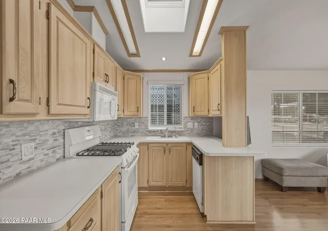 Photo 3 of Manufactured home for sale at 1042 N Mountain Brush Dr, Dewey, AZ 86327 | MLS# 1084948 | Listing updated on 2026-10-09