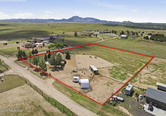Photo 3 of Single family home for sale at 402 Ben J Trl, Chino Valley, AZ 86323 | MLS# 1084974 | Listing updated on 2026-09-11