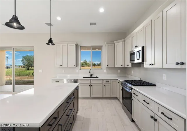 Photo 3 of Single family home for sale at 75 S Brenna Dr, Chino Valley, AZ 86323 | MLS# 1085012 | Listing updated on 2026-09-16