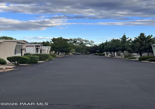 Photo 3 of Manufactured home for sale at 123 N Rush St #5, Prescott, AZ 86301 | MLS# 1084975 | Listing updated on 2026-09-23