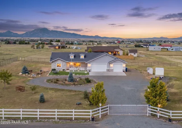 Photo 1 of Single family home for sale at 8720 N Buffalo Hl Ct, Prescott Valley, AZ 86315 | MLS# 1085083 | Listing updated on 2026-09-17