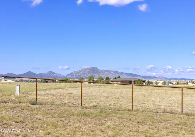 Photo 4 of Single family home for sale at 8720 N Buffalo Hl Ct, Prescott Valley, AZ 86315 | MLS# 1085083 | Listing updated on 2026-09-17