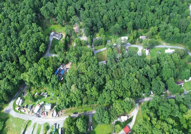 Photo 3 of Sale Pending at 137 Randall Fugate Road, Spring City, TN 37381 | MLS# 2659958 | Listing updated on 2026-09-11