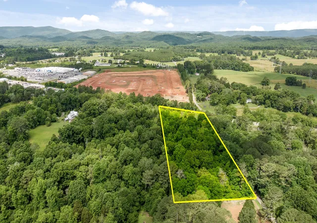 Photo 3 of Land for sale at 0 Warren East Road, La Fayette, GA 30728 | MLS# 2681365 | Listing updated on 2026-09-11