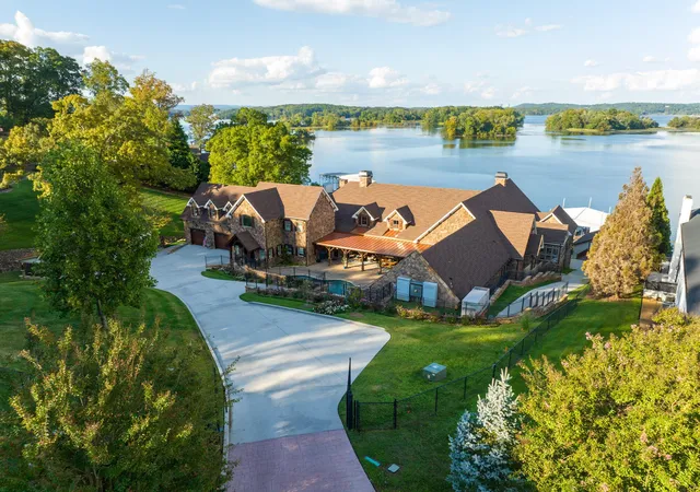 Photo 1 of Sale Pending at 6432 Cobble Ln, Harrison, TN 37341 | MLS# 2976603 | Listing updated on 2026-09-11