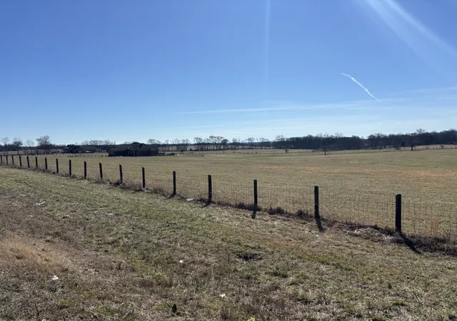 Photo 1 of Land for sale at 1714 Hartsville Pike, Gallatin, TN 37066 | MLS# 2805348 | Listing updated on 2026-09-15
