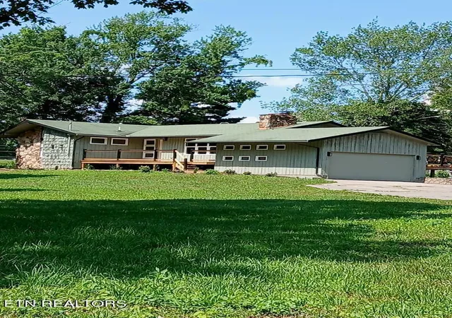Photo 1 of Sale Pending at 395 Church St, Spencer, TN 38585 | MLS# 2972339 | Listing updated on 2026-09-11