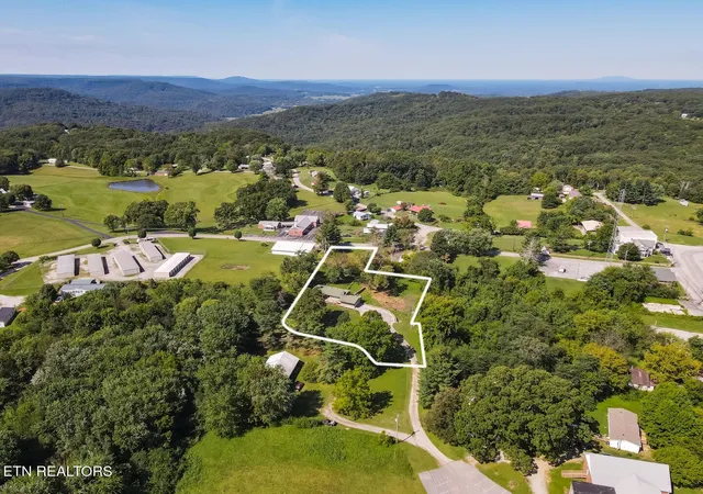 Photo 4 of Sale Pending at 395 Church St, Spencer, TN 38585 | MLS# 2972339 | Listing updated on 2026-09-11