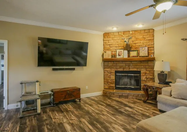 Photo 3 of Manufactured home for sale at 166 County Rd 168, Athens, TN 37303 | MLS# 3216236 | Listing updated on 2026-09-10