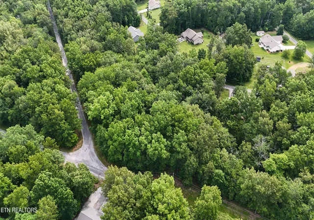 Photo 2 of Land for sale at 40024004 Desoto Dr, Crossville, TN 38572 | MLS# 2980581 | Listing updated on 2026-09-11