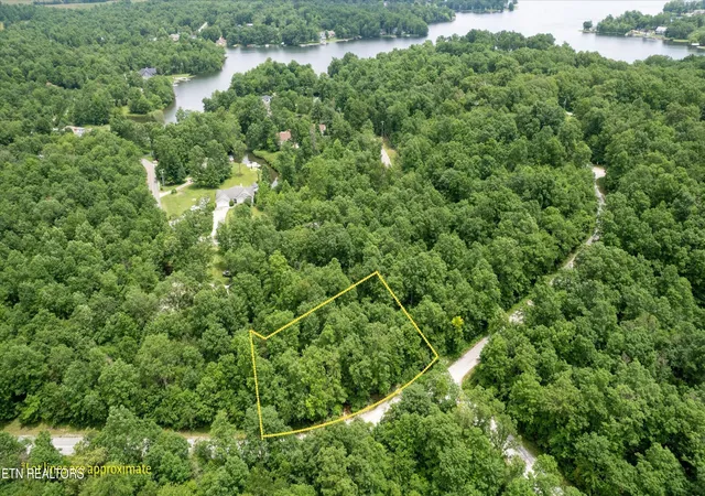 Photo 1 of Land for sale at 23132315 White Horse Dr, Crossville, TN 38572 | MLS# 2980584 | Listing updated on 2026-09-11