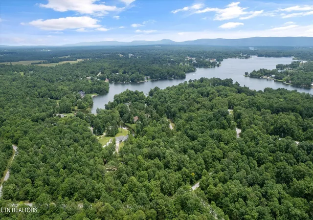 Photo 3 of Land for sale at 23132315 White Horse Dr, Crossville, TN 38572 | MLS# 2980584 | Listing updated on 2026-09-11