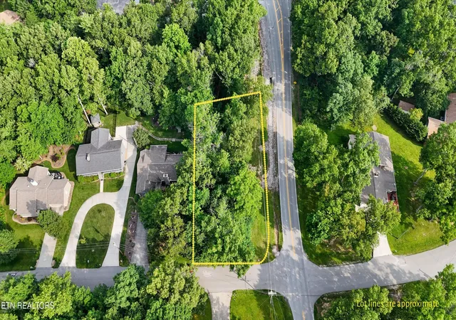 Photo 1 of Land for sale at 120 Lakeview Dr, Crossville, TN 38558 | MLS# 2980572 | Listing updated on 2026-09-11
