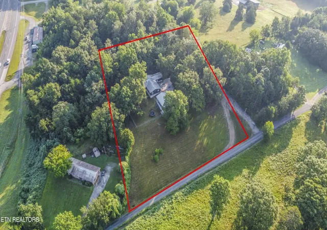 Photo 2 of Multi family home for sale at 197 Wedgewood Ln, Spring City, TN 37381 | MLS# 2931920 | Listing updated on 2026-09-11