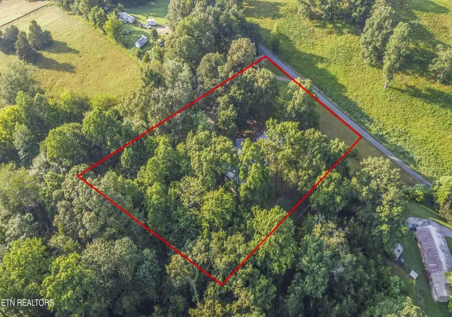 Photo 3 of Multi family home for sale at 197 Wedgewood Ln, Spring City, TN 37381 | MLS# 2931920 | Listing updated on 2026-09-11