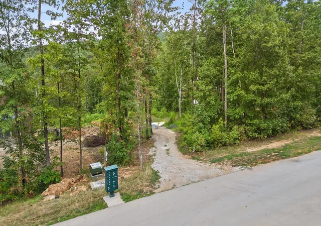 Photo 2 of Land for sale at 7980 Mountain Laurel Trl, Signal Mountain, TN 37377 | MLS# 2969957 | Listing updated on 2026-09-11