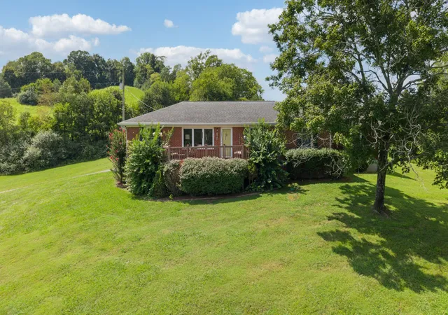 Photo 1 of Sale Pending at 2751 Lynchburg Hwy, Lynchburg, TN 37352 | MLS# 2974834 | Listing updated on 2026-09-15