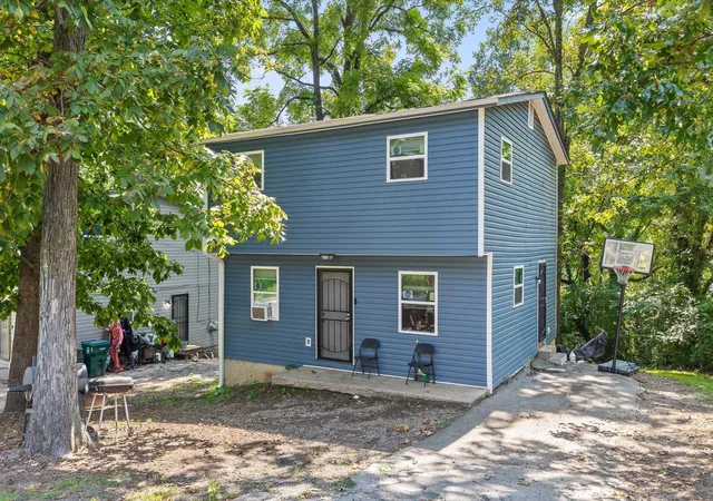 Photo 1 of Single family home for sale at 810 Sylvan Dr, Chattanooga, TN 37411 | MLS# 2978830 | Listing updated on 2026-09-11
