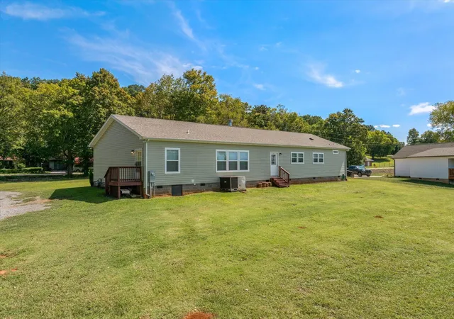 Photo 4 of Single family home for sale at 120 County Road 717, Athens, TN 37303 | MLS# 3222077 | Listing updated on 2026-09-11