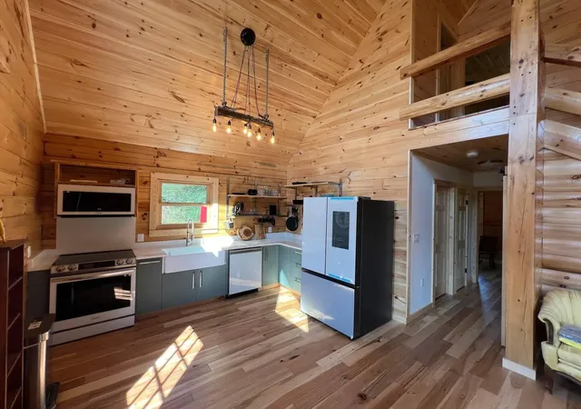 Photo 2 of Single family home for sale at 375 County Road 401, Madisonville, TN 37354 | MLS# 3216238 | Listing updated on 2026-09-14