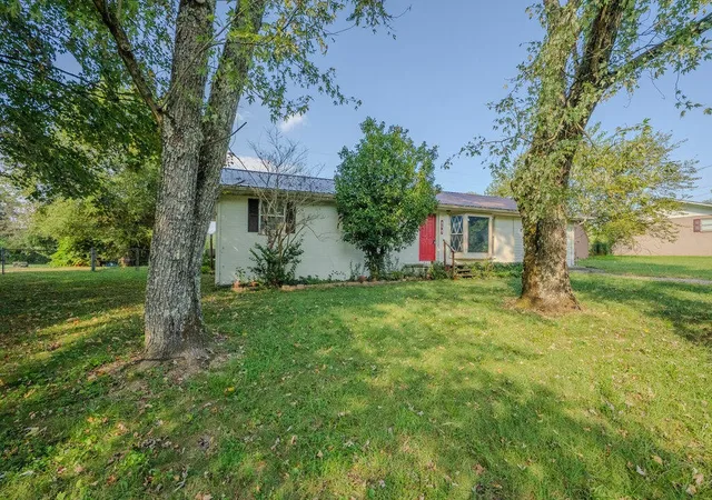 Photo 1 of Sale Pending at 333 Price Circle, Spring City, TN 37381 | MLS# 3000116 | Listing updated on 2026-09-11