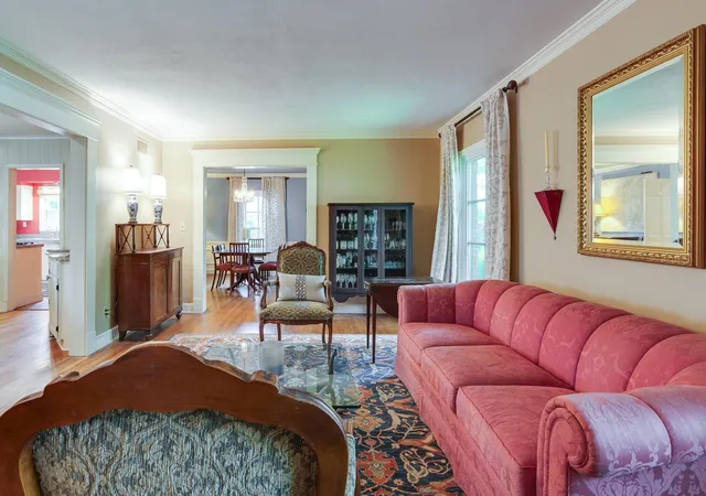 Photo 4 of Single family home for sale at 65 Laverne Ln, Memphis, TN 38117 | MLS# 3215045 | Listing updated on 2026-10-04