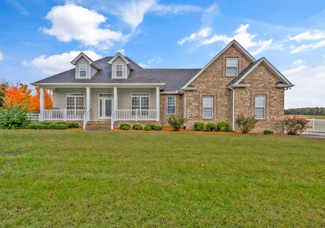 Photo 3 of Sale Pending at 1440 Leaf Ln, Ashland City, TN 37015 | MLS# 3038685 | Listing updated on 2026-09-11