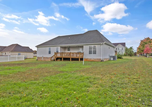 Photo 4 of Sale Pending at 1440 Leaf Ln, Ashland City, TN 37015 | MLS# 3038685 | Listing updated on 2026-09-11