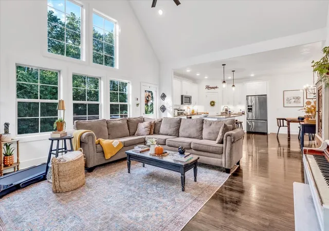 Photo 3 of Single family home for sale at 170 Briarwood Ln, Smithville, TN 37166 | MLS# 3009088 | Listing updated on 2026-09-12