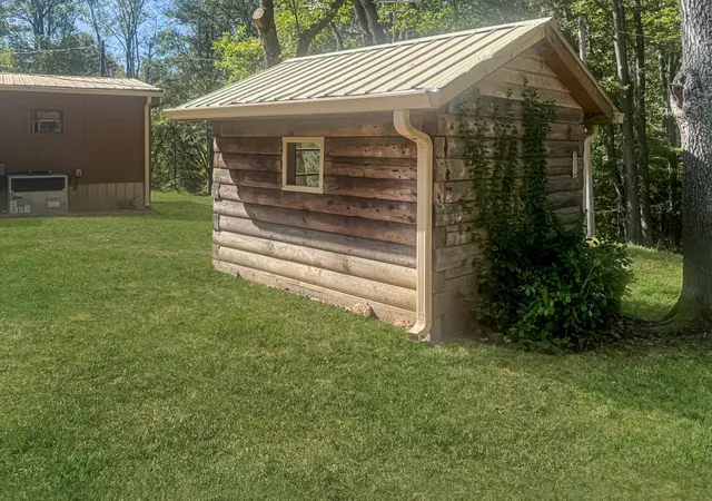 Photo 3 of Manufactured home for sale at 2359 Hwy 49, Dover, TN 37058 | MLS# 3012956 | Listing updated on 2026-09-14