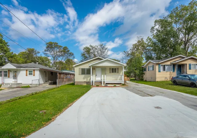Photo 4 of Single family home for sale at 6011 Wellworth Avenue, Chattanooga, TN 37412 | MLS# 3171274 | Listing updated on 2026-09-11