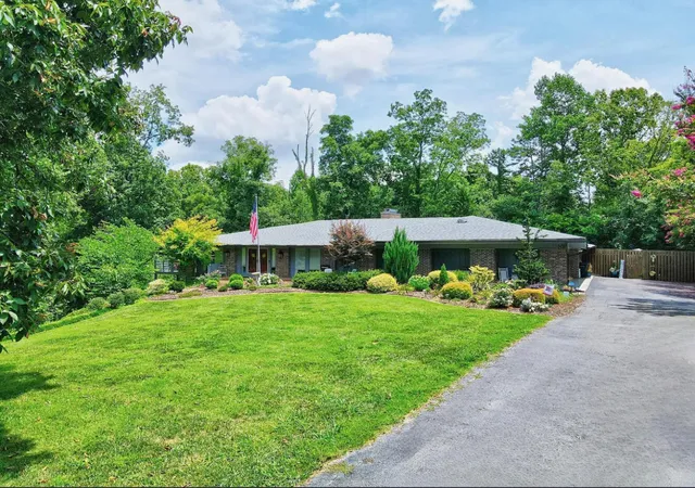 Photo 1 of Single family home for sale at 3533 Windsor Circle, Cleveland, TN 37312 | MLS# 3057644 | Listing updated on 2026-09-12