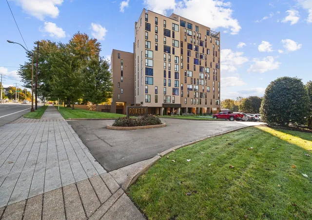Condo for sale at 3901 W End Ave #303, Nashville, TN 37205 | MLS# 3038865