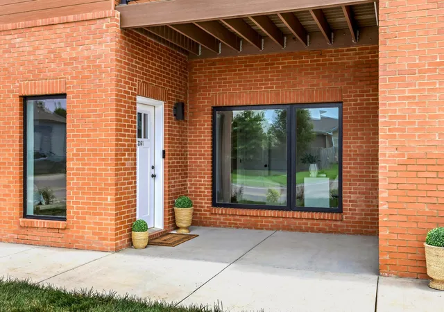 Listing Photo 5 - Condo for sale in building located at 2365 Pea Ridge Rd, Clarksville, TN 37040