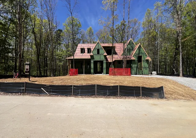 Photo 1 of Sale Pending at 5046 Ravinia Lane, Chattanooga, TN 37419 | MLS# 3042096 | Listing updated on 2026-09-11