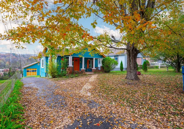 Photo 2 of Single family home for sale at 3113 Greenwich Ave, Chattanooga, TN 37415 | MLS# 3174960 | Listing updated on 2026-09-11