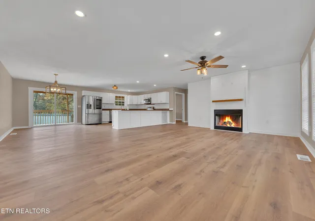 Photo 3 of Single family home for sale at 2781 Windfall Ests Dr, Sevierville, TN 37876 | MLS# 3319089 | Listing updated on 2026-09-22
