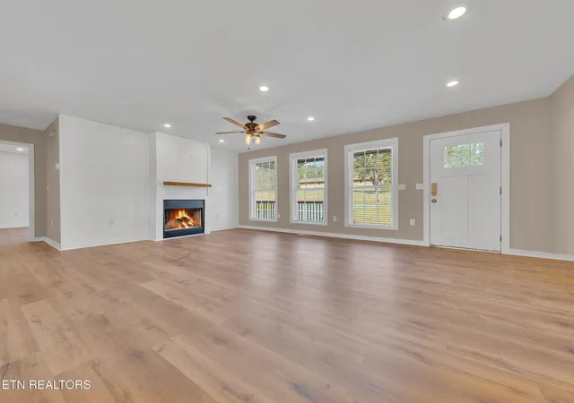 Photo 3 of Single family home for sale at 2781 Windfall Ests Dr, Sevierville, TN 37876 | MLS# 3319089 | Listing updated on 2026-09-22