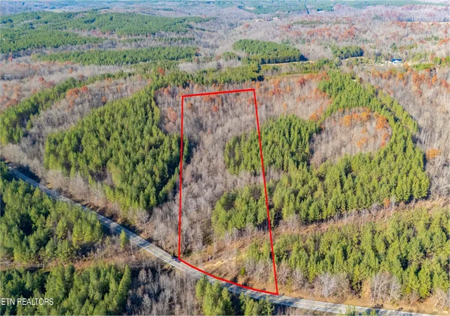 Photo 2 of Land for sale at 9745 Morgan County Hwy, Sunbright, TN 37872 | MLS# 3304459 | Listing updated on 2026-09-11