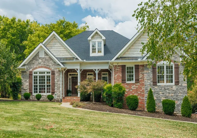 Photo 1 of Single family home for sale at 520 Derby Downs, Lebanon, TN 37087 | MLS# 3546587 | Listing updated on 2026-10-08
