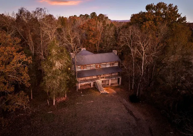 Photo 1 of Single family home for sale at 661 Jill Ln, Chickamauga, GA 30707 | MLS# 3047659 | Listing updated on 2026-09-11