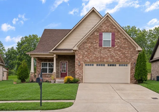 Photo 1 of Single family home for sale at 222 Hutch Ct, Gallatin, TN 37066 | MLS# 3060368 | Listing updated on 2026-09-15