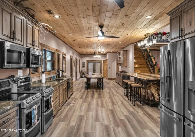 Photo 3 of Mansion for sale at 173 Rafter Rd, Tellico Plains, TN 37385 | MLS# 3061477 | Listing updated on 2026-09-21