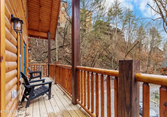 Photo 4 of Single family home for sale at 2119 Valley Crk Way, Sevierville, TN 37862 | MLS# 3061480 | Listing updated on 2026-09-11