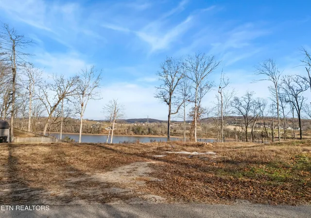 Photo 1 of Land for sale at 35 Lakeshore Vista Dr, Kingston, TN 37763 | MLS# 3061637 | Listing updated on 2026-09-14