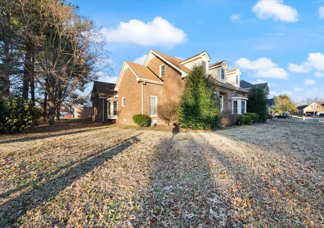 Photo 3 of Single family home for sale at 2403 Franklin Ln, Murfreesboro, TN 37130 | MLS# 3069900 | Listing updated on 2026-09-15