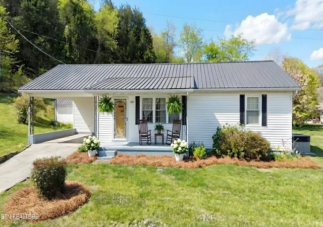 Photo 2 of Single family home for sale at 1585 Hill Rd, Newport, TN 37821 | MLS# 3544507 | Listing updated on 2026-09-10