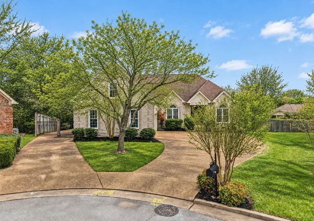 Photo 1 of Single family home for sale at 132 Windchase Run, Hermitage, TN 37076 | MLS# 3079252 | Listing updated on 2026-10-07