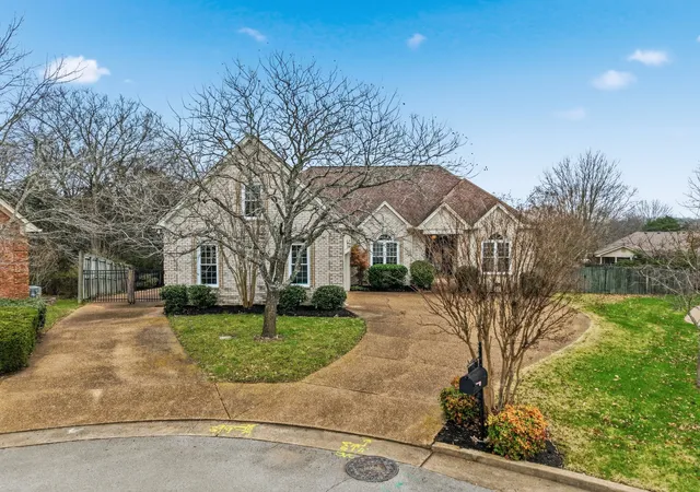 Photo 2 of Single family home for sale at 132 Windchase Run, Hermitage, TN 37076 | MLS# 3079252 | Listing updated on 2026-10-07